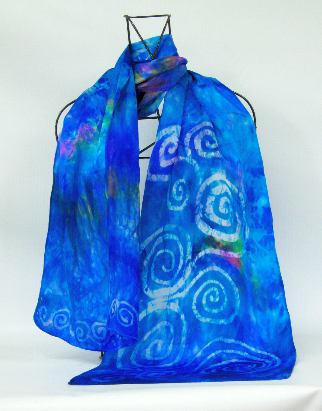 silk_scarf_with_Celtic_spiral_design